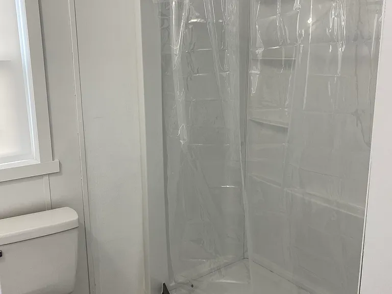 715 Center St E #105 — Photo 15