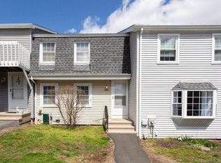 822 Long Hill Rd #822, Middletown, CT 06457