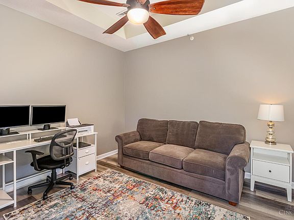 4th image of 7785 Skyview Cir