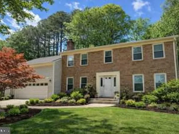 9008 Lake Braddock Dr, Burke, VA 22015