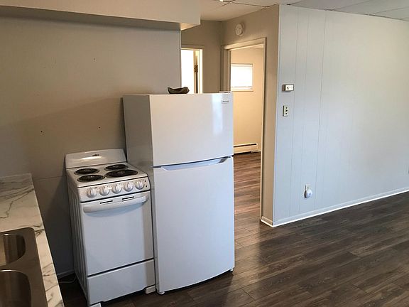 4th image of 304 Mamie Eisenhower Ave #2