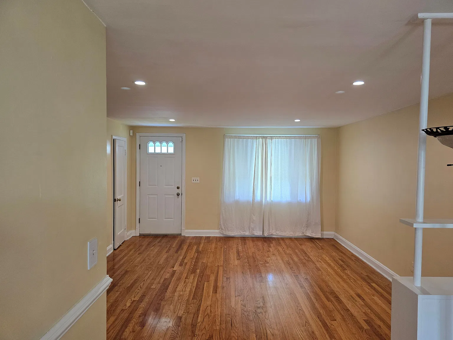 Charming Townhome in Parkside 4608 Parkside Dr, Baltimore, MD 21206 — Photo 3