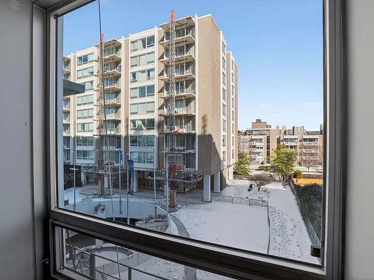 1435 4th St SW #B201 — Photo 8