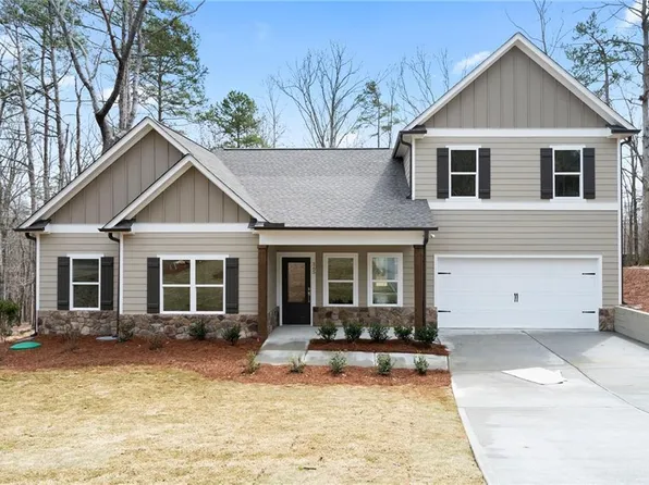 170 White Antelope St, Waleska, GA 30183