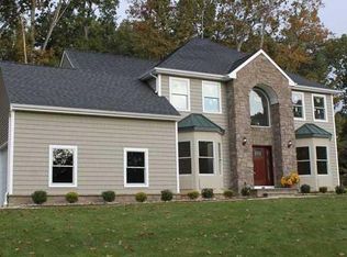 11 Rupprecht Rd, North Brunswick, NJ 08902