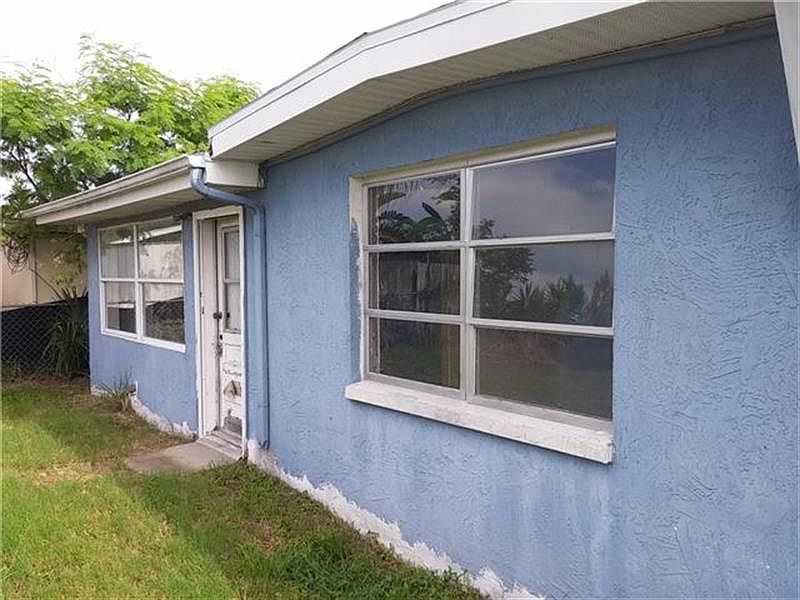 2nd image of 6604 Boatyard Dr