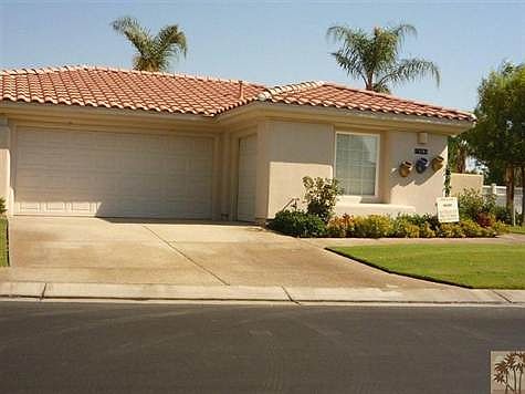 Front view of the home.