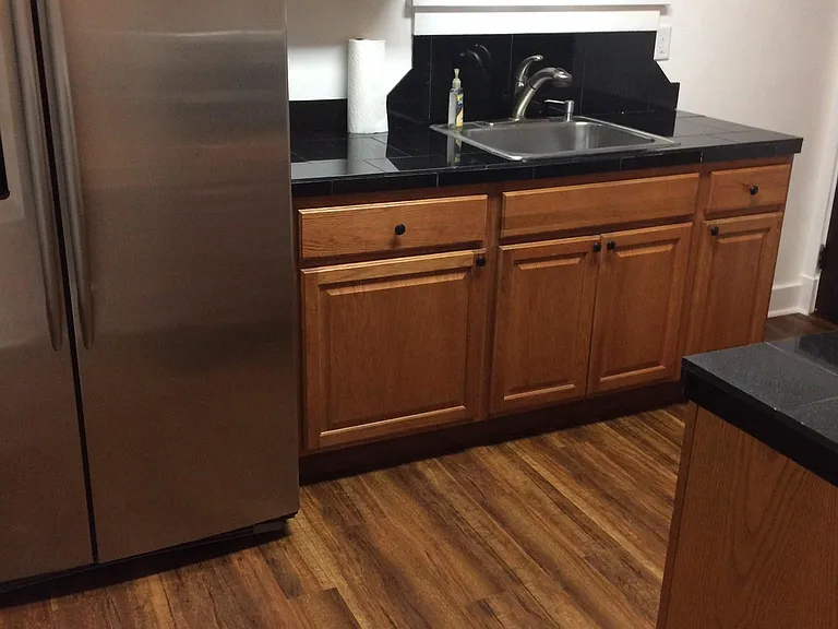 2110 Arlington Ave — Photo 12