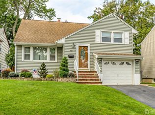 321 Dukes Rd, Colonia, NJ 07067