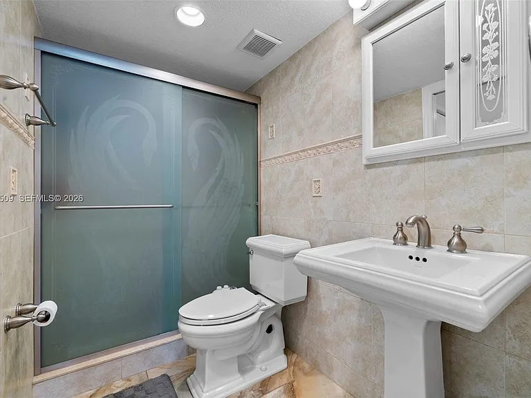 401 Ocean Dr #509 — Photo 15