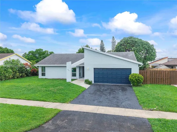 4931 NW 83rd Ter, Lauderhill, FL 33351