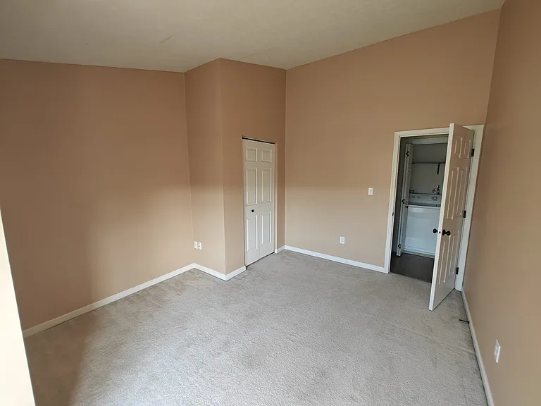 8703 Lost Valley Dr — Photo 22