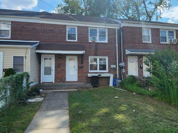 658 Cora Pl #1