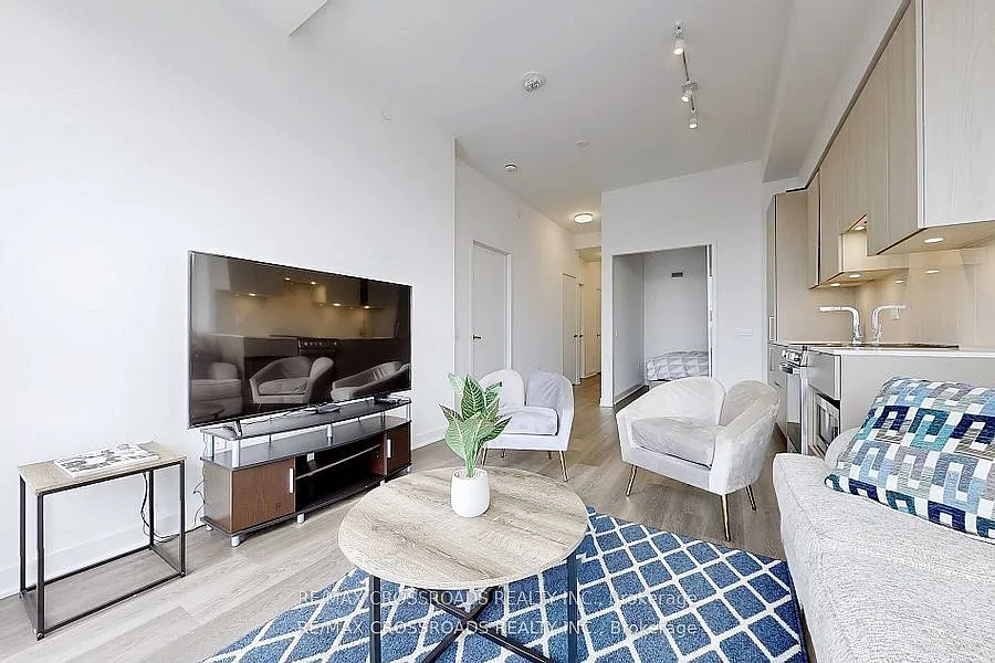 2 bed, $2,700 — Photo 1