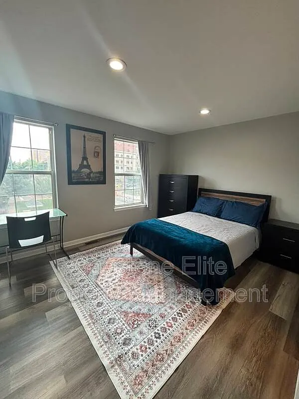 Studio, 1.0 bath, 150 sqft, $1,450 — Photo 2