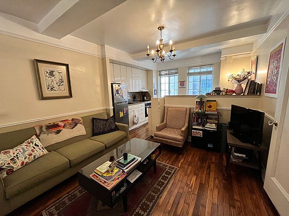 2nd image of 45 Tudor City Pl APT 1709