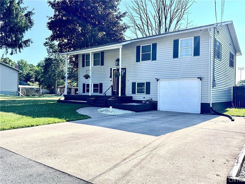 1st image of 15 Wilkinson Pl