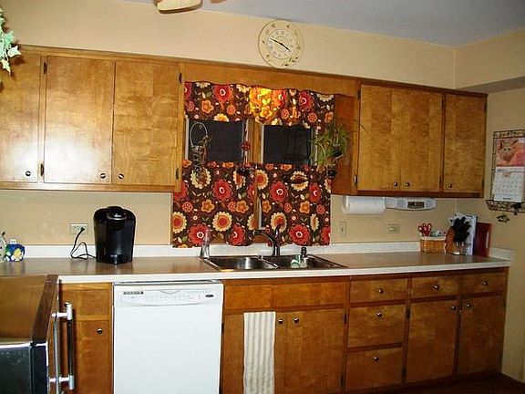 3rd image of 17431 S 66th Ave