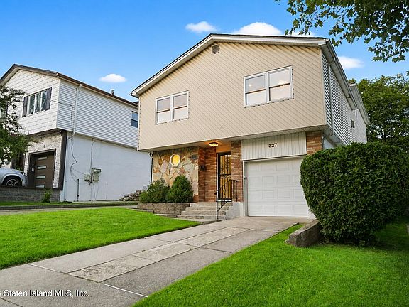 2nd image of 327 Mountainview Ave