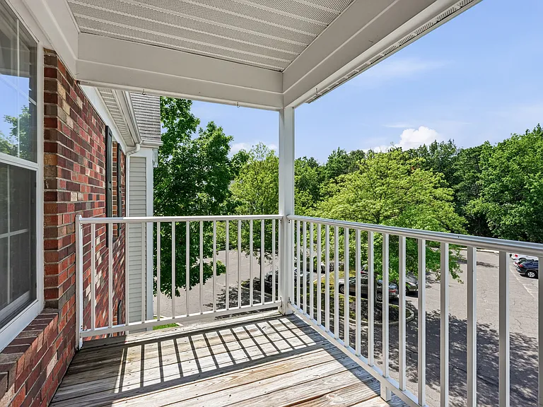 72 Eldon Way — Photo 21
