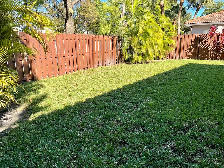 5773 NW 99th Ave — Photo 29