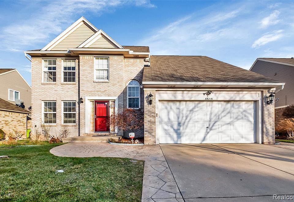 1st image of 38216 Plumhollow Dr