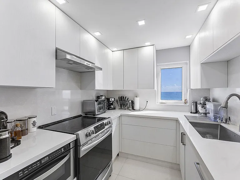 4505 S Ocean Blvd #307 — Photo 5