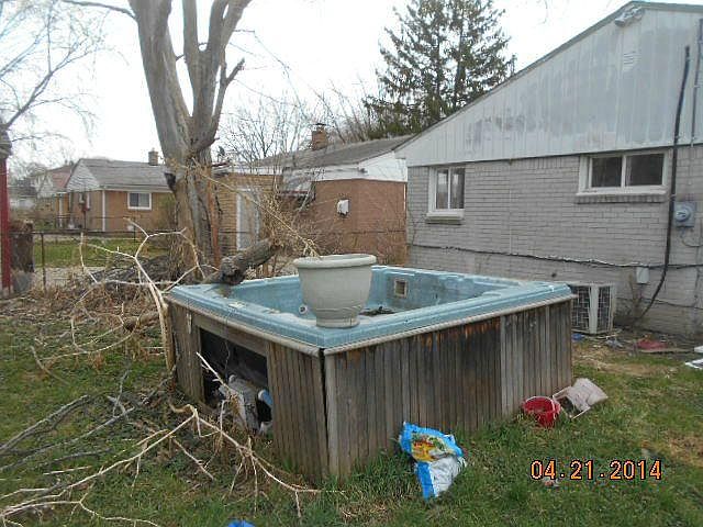 2nd image of 26228 Colgate St