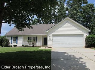 1947 Forest Side Ln, Charlotte, NC 28213