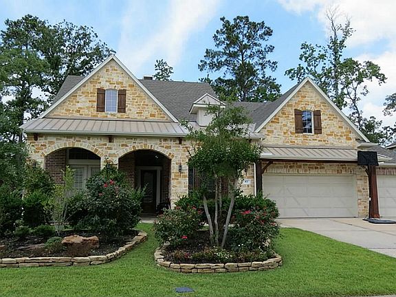 2nd image of 83 W Hullwood Cir