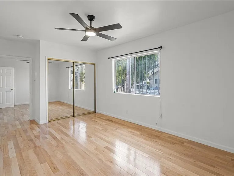 3825 Cimarron St — Photo 18