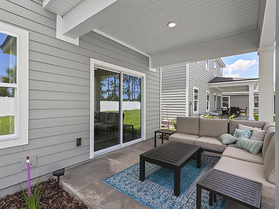 Photos are representative of the model home.