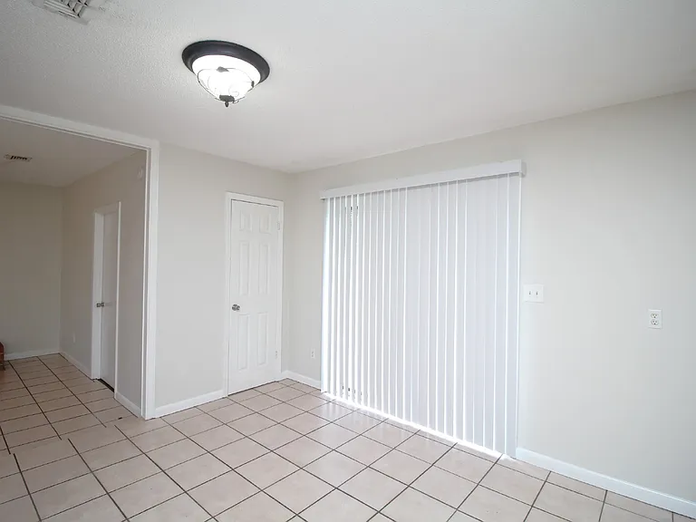 5078 Barbara Ln — Photo 5
