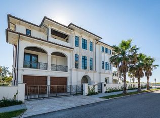 1307 Gulf Way, St Pete Beach, FL 33706