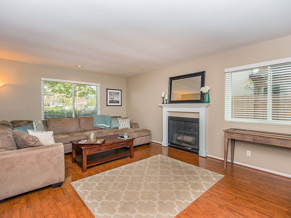 1st image of 1112 Brightglen Cir