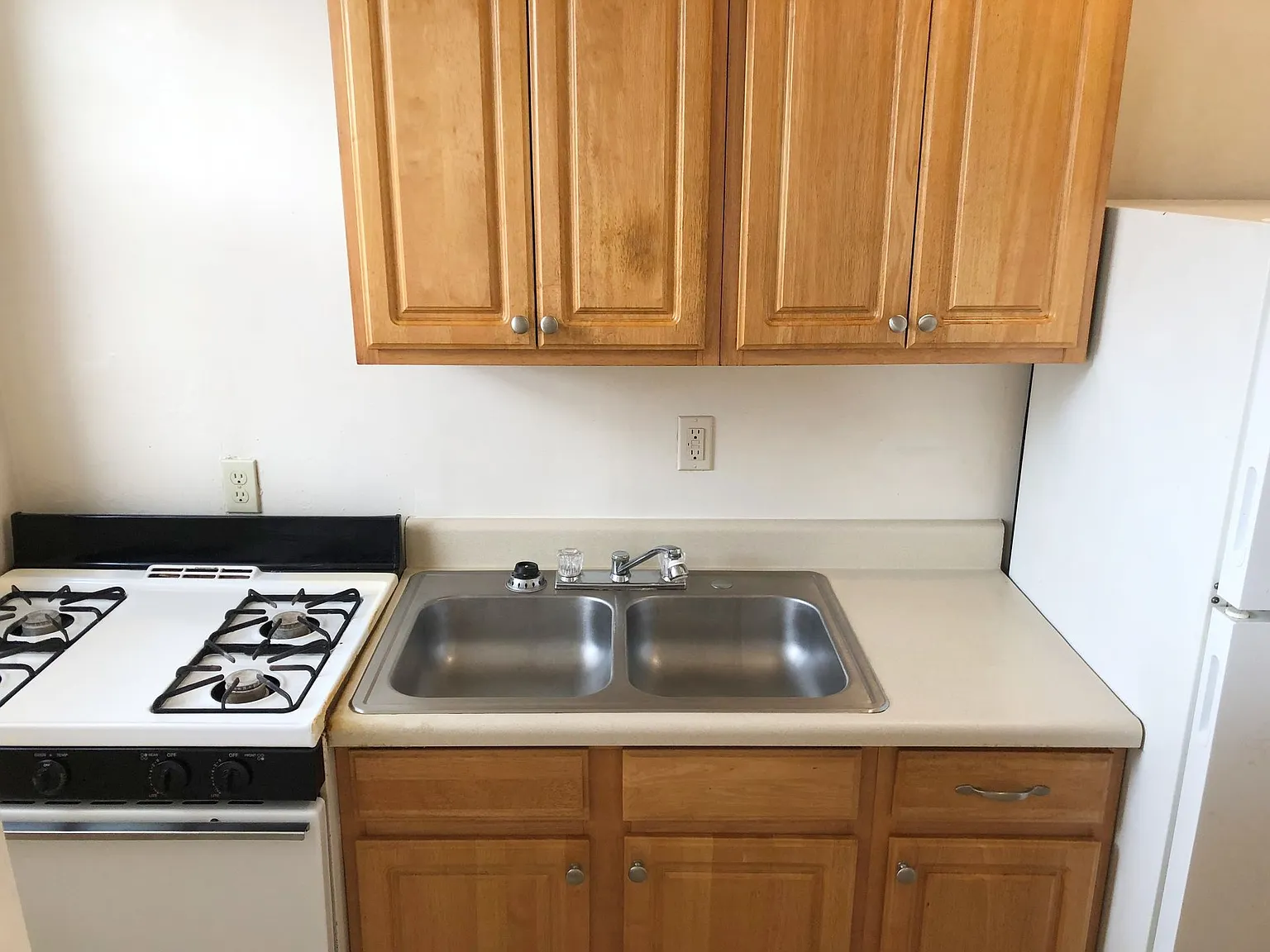 Nola Court Apartments — Photo 3