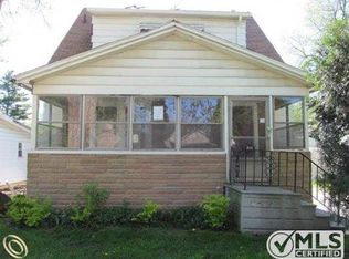 810 Inglewood Ave, Pontiac, MI 48340