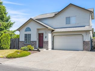 34334 NE Sunset Loop, Scappoose, OR 97056