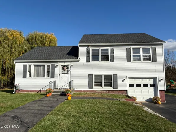 6 Sunset View Avenue, Troy, NY 12180
