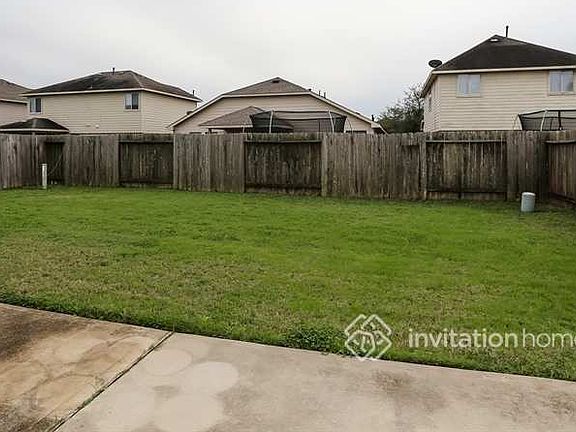 3rd image of 17043 Sperry Landing Dr