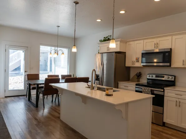 4323 W Burwell Ln, Herriman, UT 84096