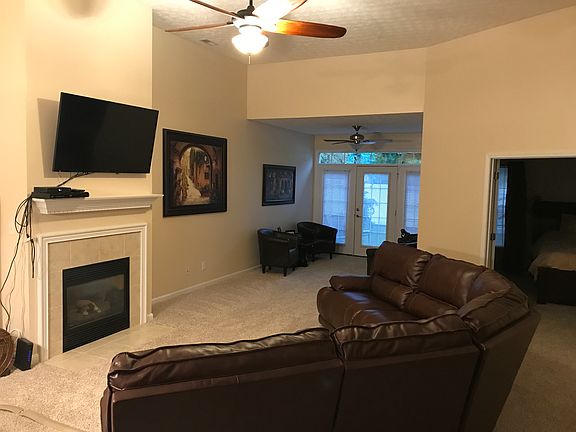 Fabulous family rm w gas FP