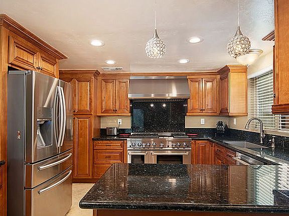 4th image of 13820 Sagewood Dr