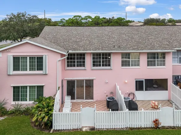 231 Foxtail Drive #G, Greenacres, FL 33415