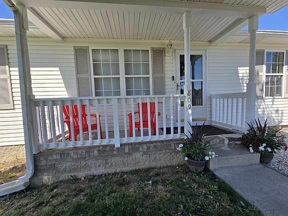 2nd image of 809 Stableford Rd