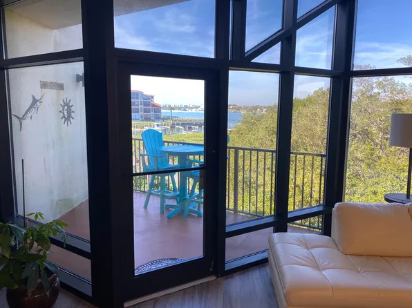 520 S Peninsula Ave APT 2D11, New Smyrna Beach, FL 32169