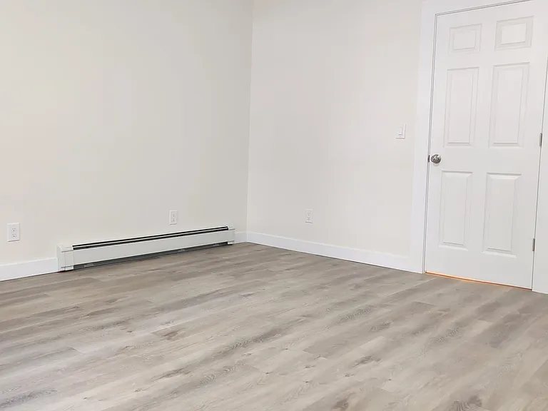 287 Bergen Ave #2 — Photo 11