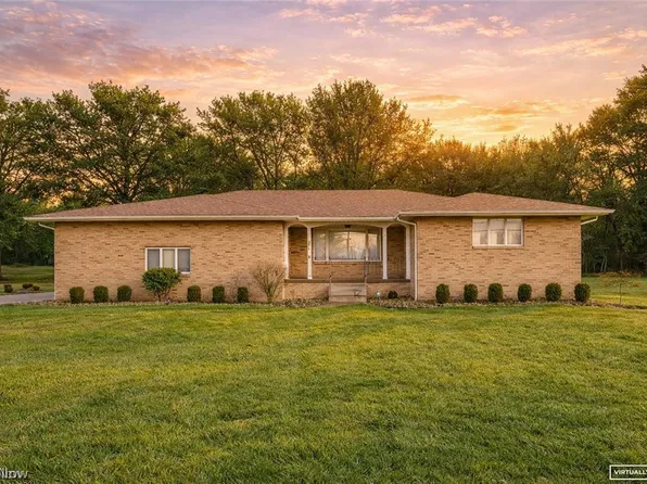 213 Struthers Liberty Rd, Youngstown, OH 44505