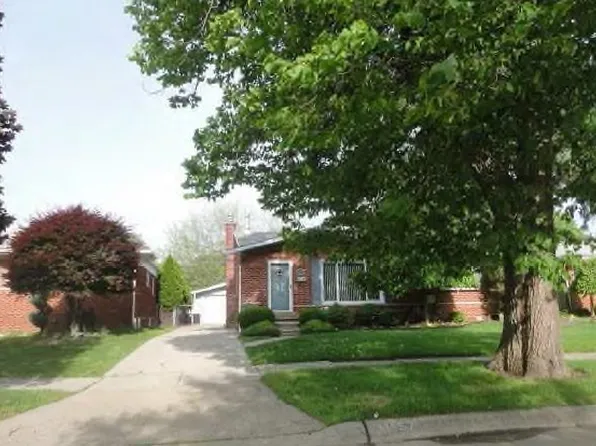 31557 Eveningside, Fraser, MI 48026
