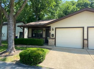 56 Rabbit Trail Dr, Washington, MO 63090